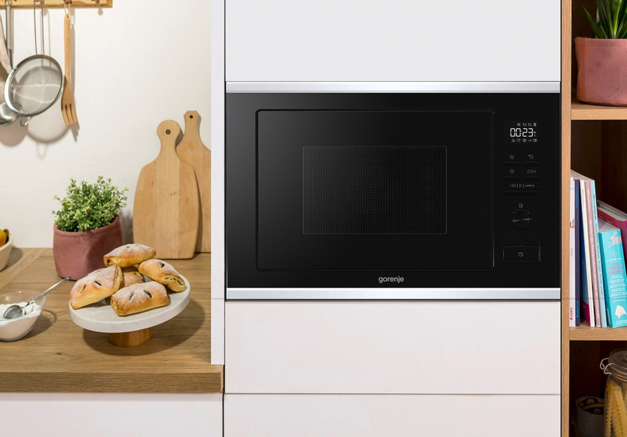Встраиваемая микроволновая печь Gorenje BMX251M2BG фото-7 Встраиваемая микроволновая печь Gorenje BMX251M2BG фото-7
