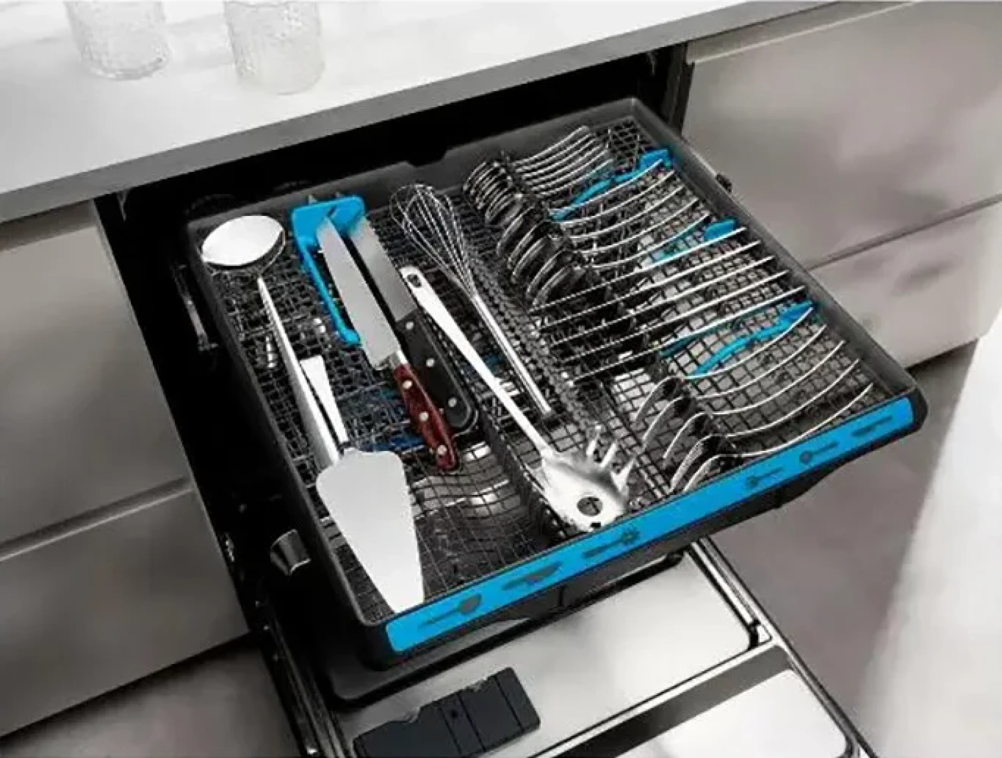 Встраиваемая посудомоечная машина Electrolux EES48200L фото-5