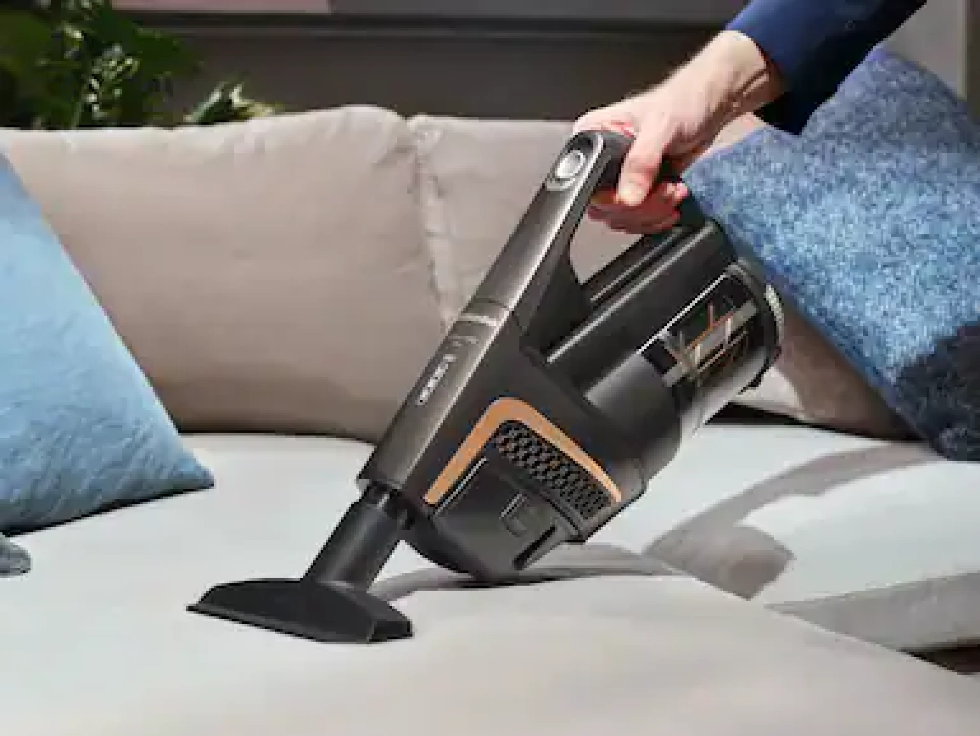 Вертикальный беспроводной пылесос Miele Triflex HX2 Pro фото-5 Вертикальный беспроводной пылесос Miele Triflex HX2 Pro фото-5