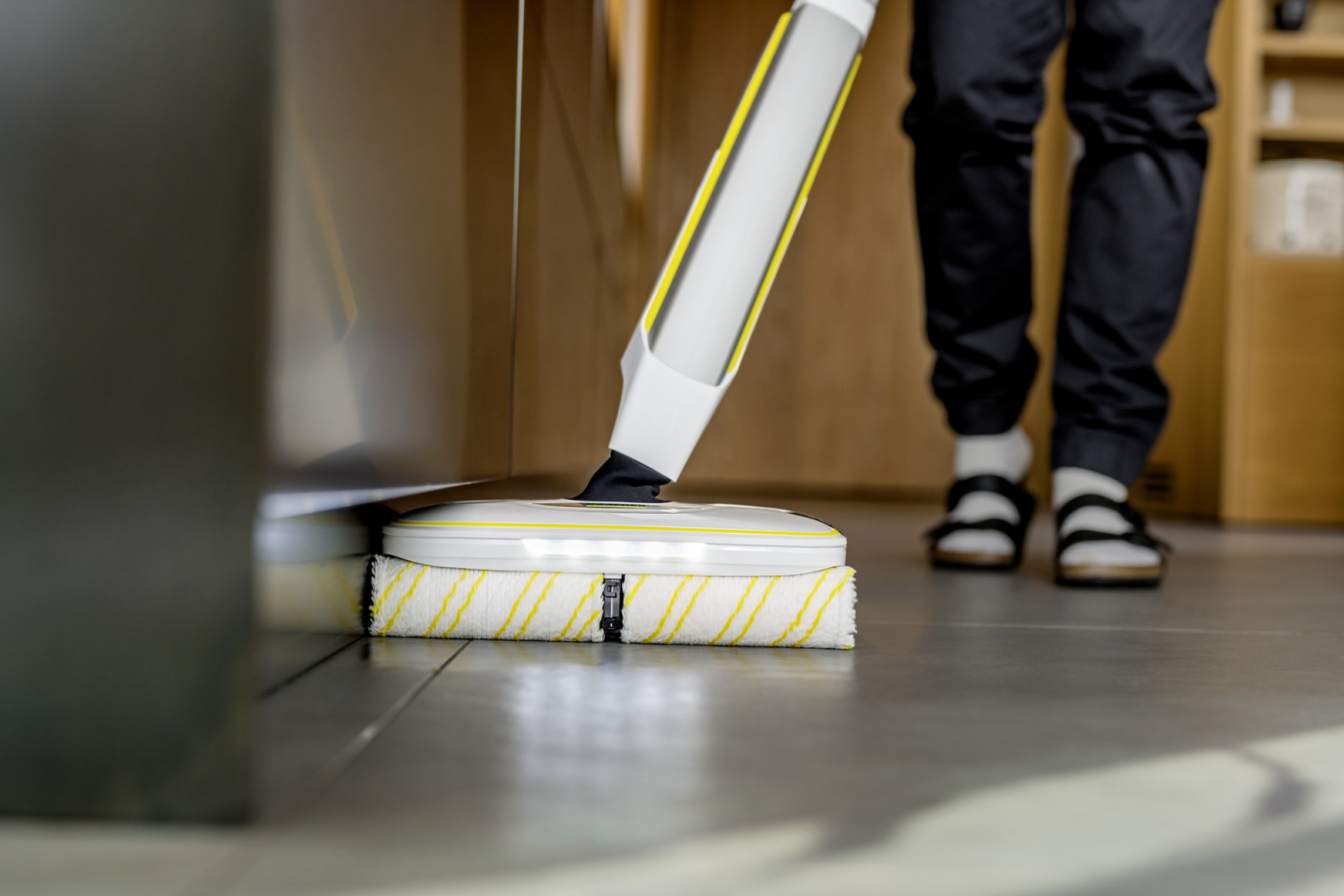 Электрошвабра Karcher FC 8 Smart Signature Line 1.055-711.0 фото-6