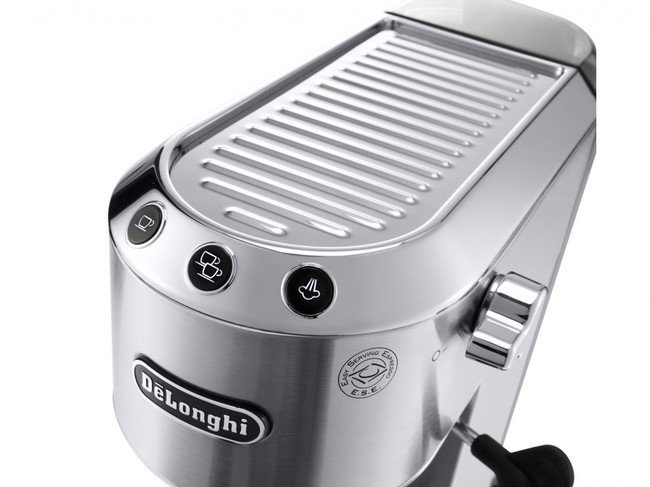 Рожковая кофеварка DeLonghi Dedica EC 685.M фото-3 Рожковая кофеварка DeLonghi Dedica EC 685.M фото-3